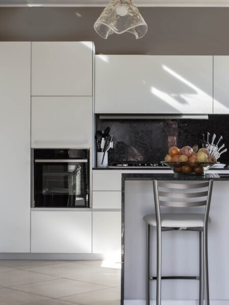 Cucina con ante in vetro