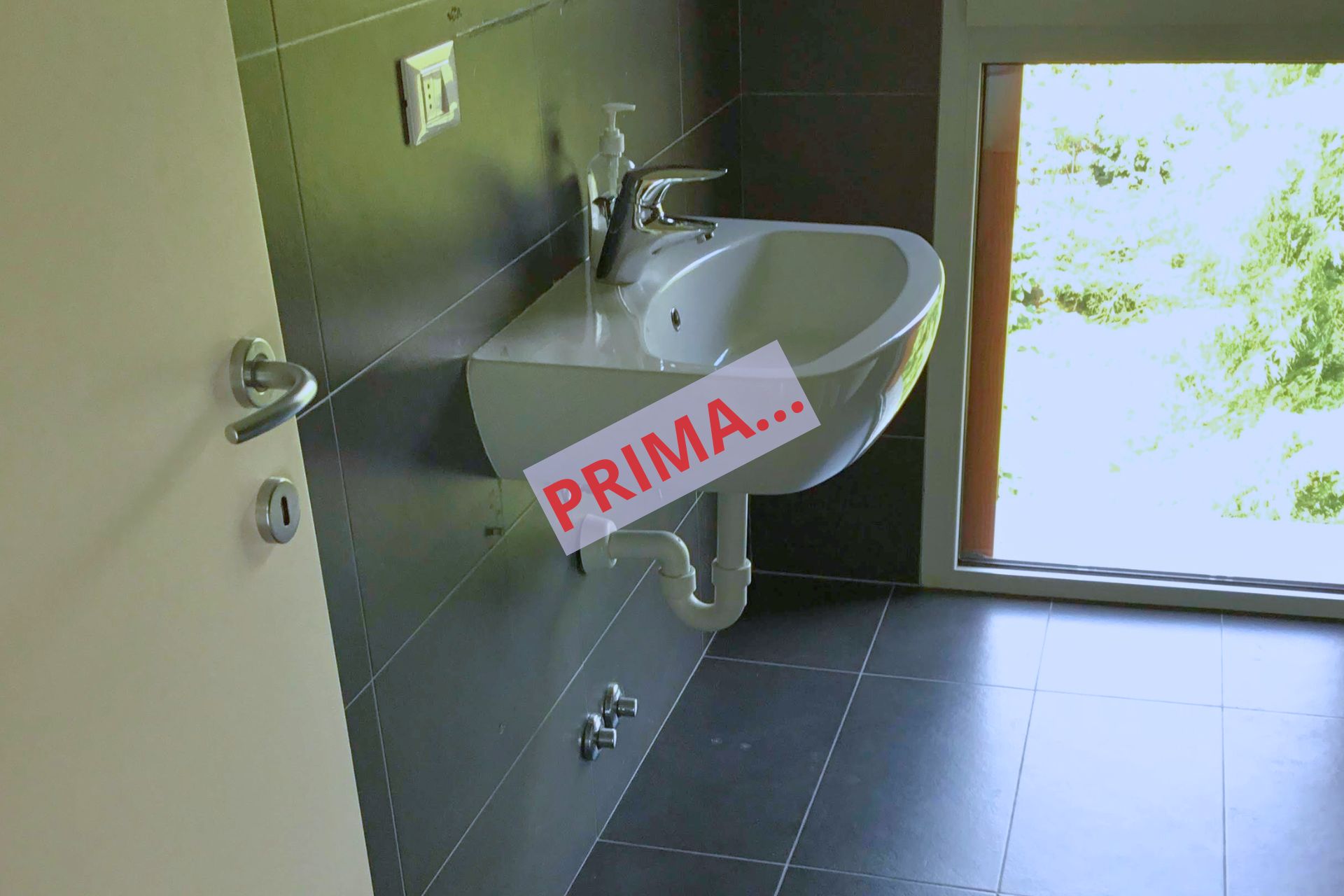 rilievo parete lavabo bagno principale rilievo parete lavabo bagno principale