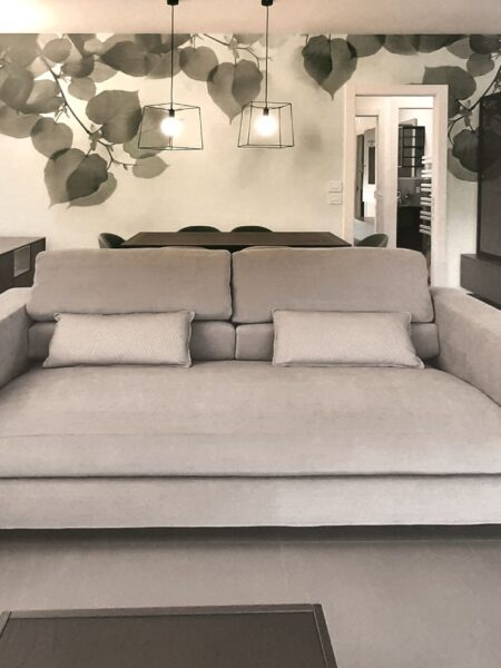 soggiorno moderno con madia