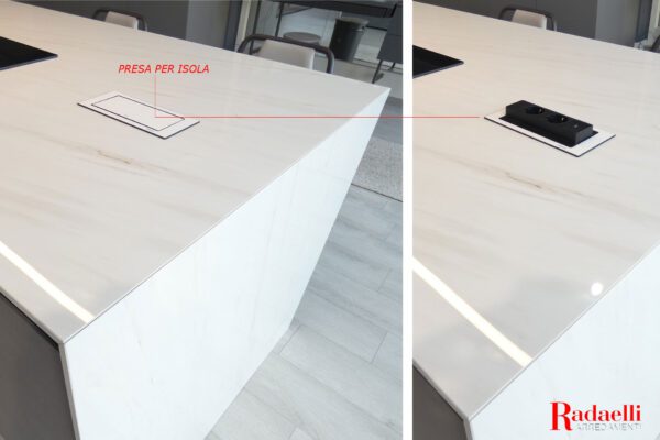 isola-cucina-con-prese-elettriche