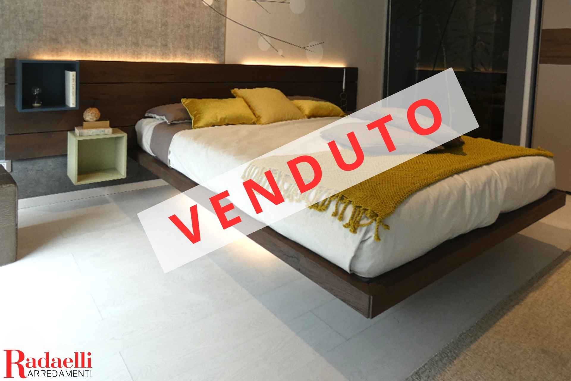 Letto Sorvolo outlet Letto con contenitore sospeso in offerta