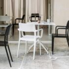 Sedie con braccioli 3 Sedia con braccioli plastica