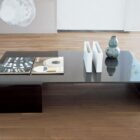 Tavolino da salotto in vetro nero