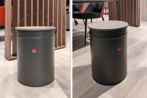 Sgabello Contenitore con struttura in laccato