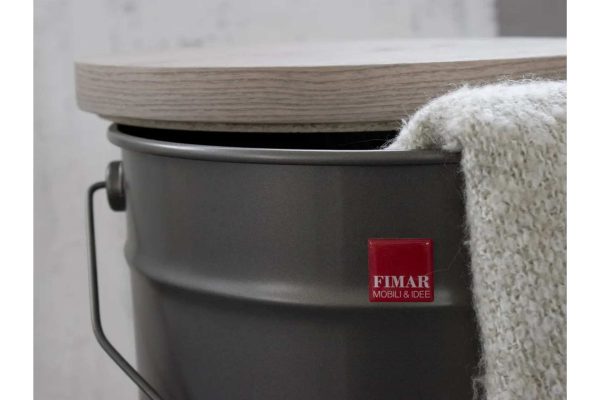 Dettaglio Sgabello Contenitore