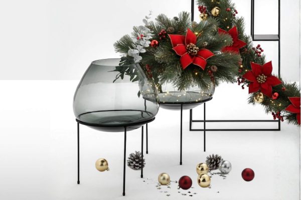 Vaso tondo con decorazioni natalizie